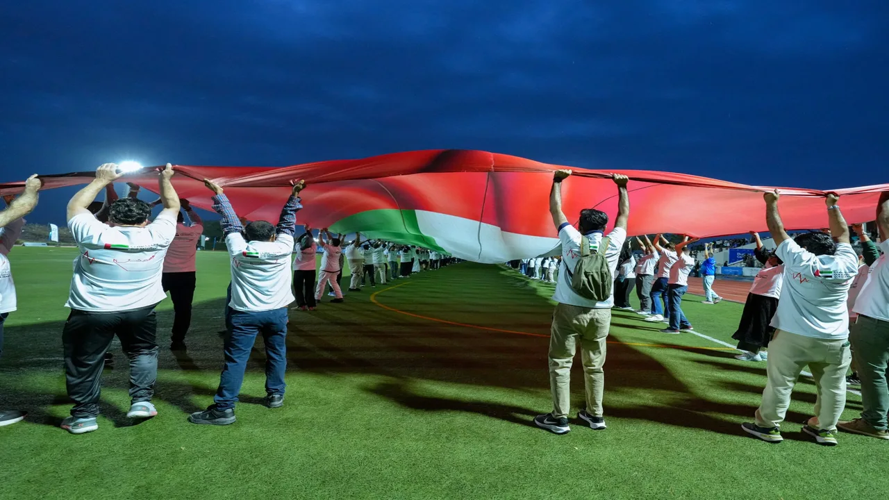 24 جنسية تشارك في فعاليات وطننا نبضنا لرفع علم الإمارات عالياً